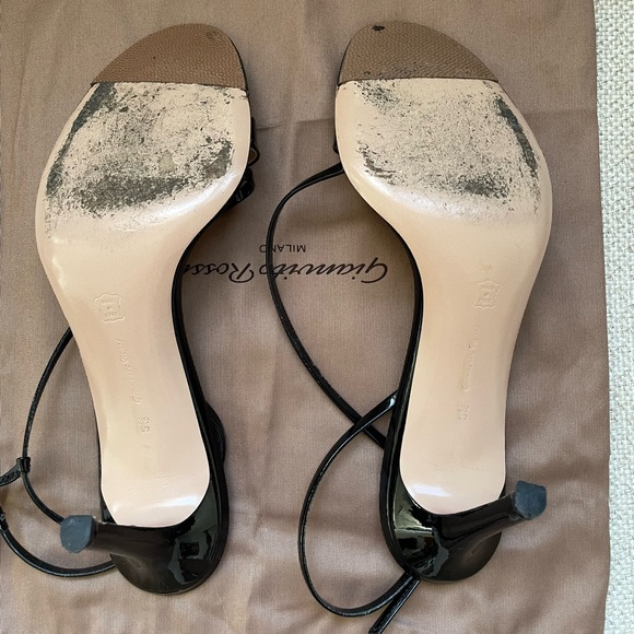 Gianvito Rossi Manhattan 85 Patent Leather Black
Slingback Heels Size 39.5 - Picture 8 of 10